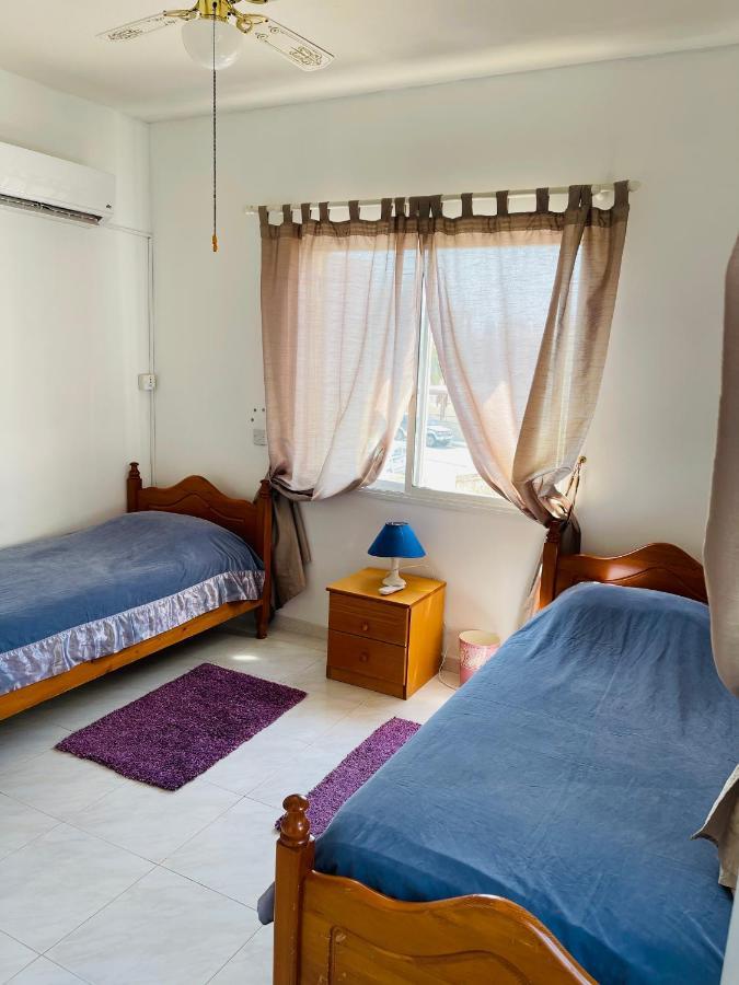 Peaceful Townhouse With Private Pool Near The Sea Apartment Paphos Exterior photo